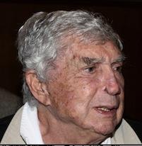 Postergan otro día el juicio de Luis Posada Carriles en El Paso